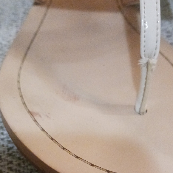 Kate Spade New York Cassia Sandals White Patent Leather - Picture 4 of 10